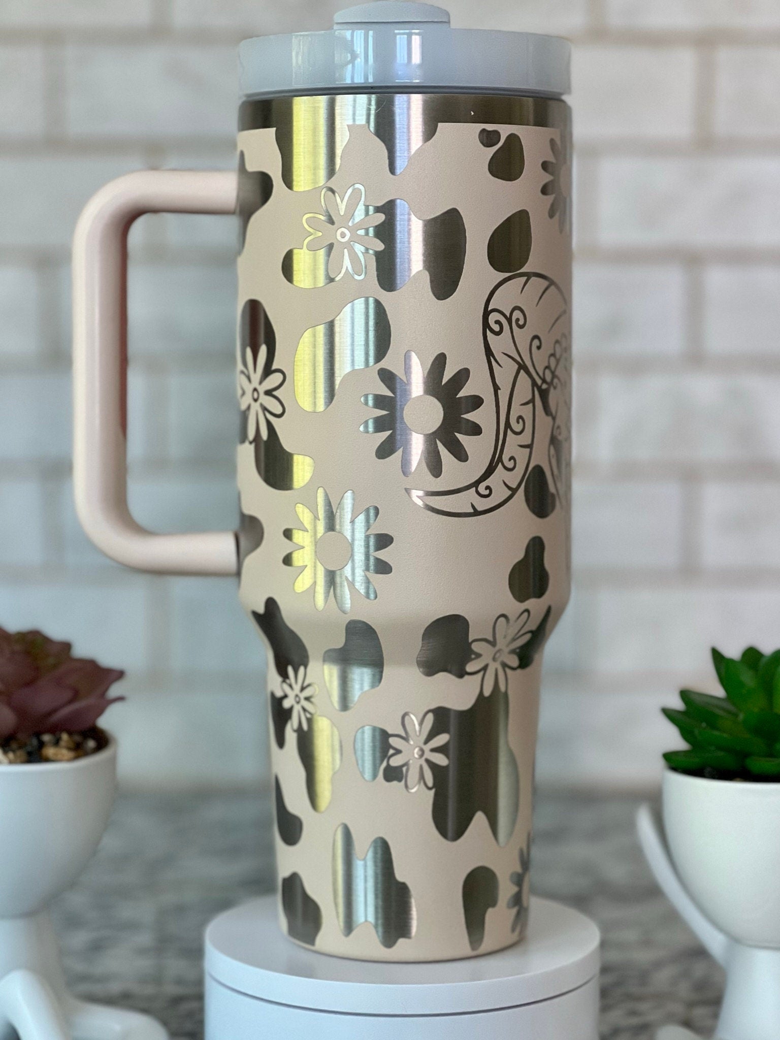 Boho Cow Skull Western Tumbler Wrap SVG | 40oz Laser Engraving File | Rotary Ready Digital Design | Western Farm SVG